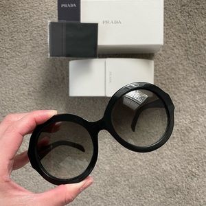 prada round oversized sunglasses in black